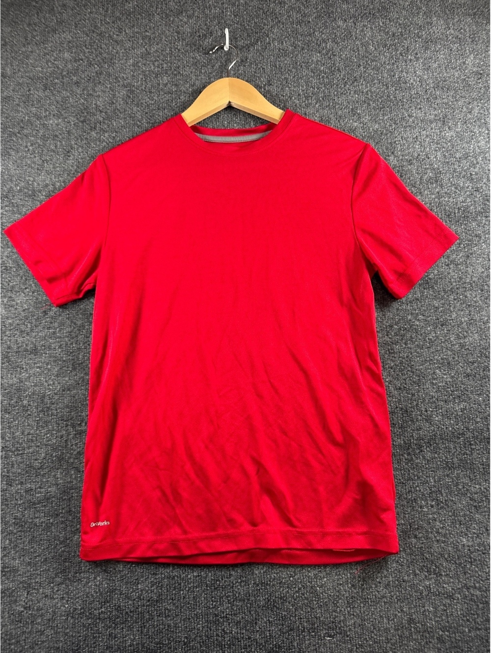 Nike Dri-FIT Mens SMall Red Short Sleeve Athletic Training Performance T Shirt